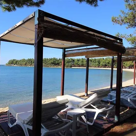 Apartment In Novigrad/istrien 9390